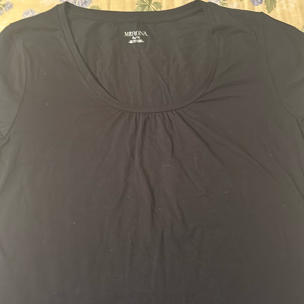 Medina t shirt